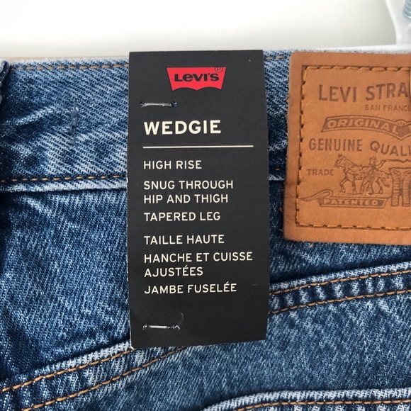 Levis’s wedgie. New with tags. - Picture 3 of 5